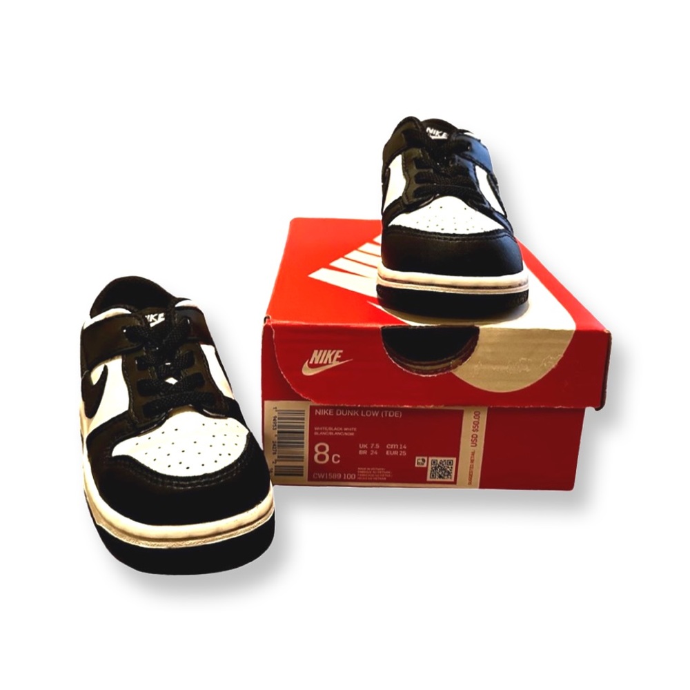 Nike Dunk Low Pandas